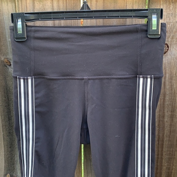 Athleta PowerVita Side Stripe 7/8 Salutation Tight, size XS - Picture 5 of 10